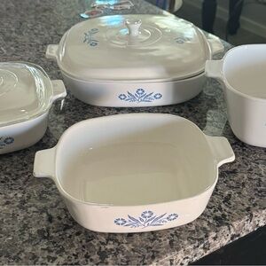 Vintage 4 piece CorningWare Classic White with Blue Floral Cookware Set